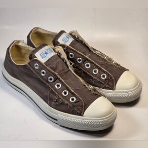Converse All Star Brown Purple Low Top Lace Less Sneakers Mens 6.5 / Womens 8.5